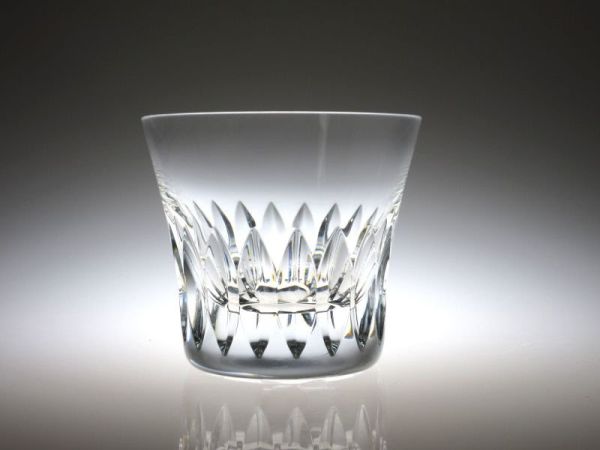 バカラ 2015 グラスの魅力が溢れる最新コレクション